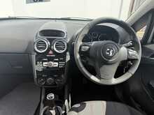 Vauxhall Corsa SXi - U7903