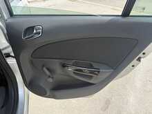 Vauxhall Corsa SXi - U7903