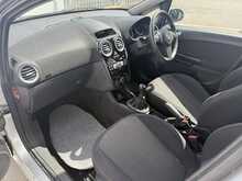 Vauxhall Corsa SXi - U7903