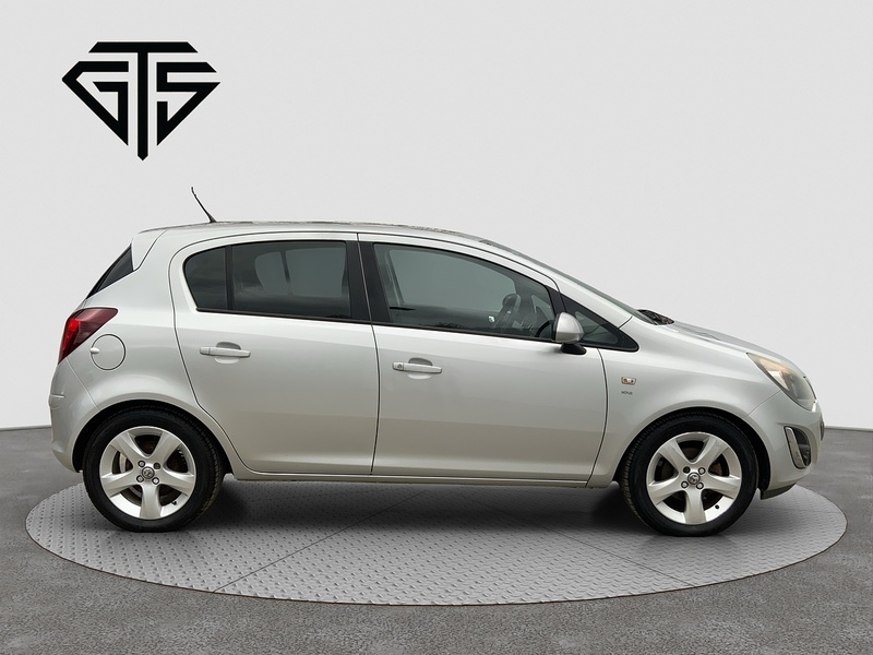 Vauxhall Corsa SXi - U7903