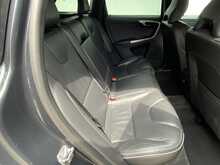 Volvo XC60 D4 R-Design Lux Nav - U7917