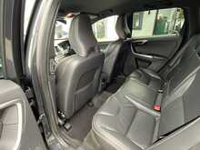 Volvo XC60 D4 R-Design Lux Nav - U7917