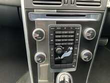 Volvo XC60 D4 R-Design Lux Nav - U7917