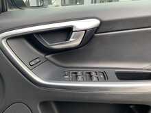 Volvo XC60 D4 R-Design Lux Nav - U7917