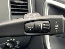 Volvo XC60 D4 R-Design Lux Nav - U7917