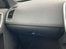 Volvo XC60 D4 R-Design Lux Nav - U7917