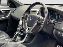 Volvo XC60 D4 R-Design Lux Nav - U7917
