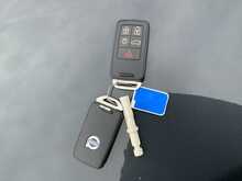 Volvo XC60 D4 R-Design Lux Nav - U7917