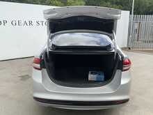 Ford Mondeo TiVCT Titanium Edition - U7921