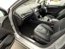 Ford Mondeo TiVCT Titanium Edition - U7921