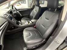 Ford Mondeo TiVCT Titanium Edition - U7921