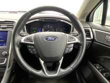 Ford Mondeo TiVCT Titanium Edition - U7921