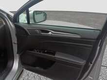 Ford Mondeo TiVCT Titanium Edition - U7921