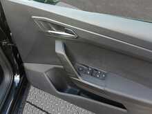 SEAT Arona TSI EVO SE Technology - U7947