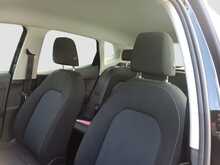 SEAT Arona TSI EVO SE Technology - U7947