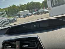 Toyota Prius E - U7956