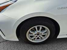 Toyota Prius E - U7956