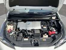 Toyota Prius S - U7963