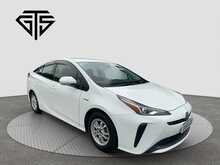 Toyota Prius S - U7963