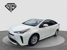 Toyota Prius S - U7963