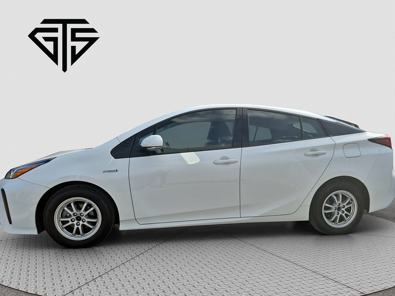 Toyota Prius S - U7966