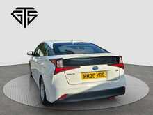 Toyota Prius S - U7966