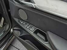 BMW X5 X Drive 35d LimitedBlack - U7967