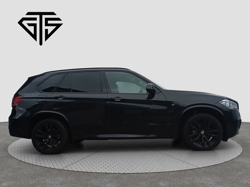 BMW X5 X Drive 35d LimitedBlack - U7967