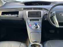 Toyota Prius S TouringSelection - U7968