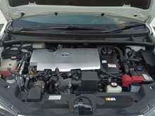 Toyota Prius S - U7971