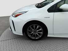 Toyota Prius S - U7971