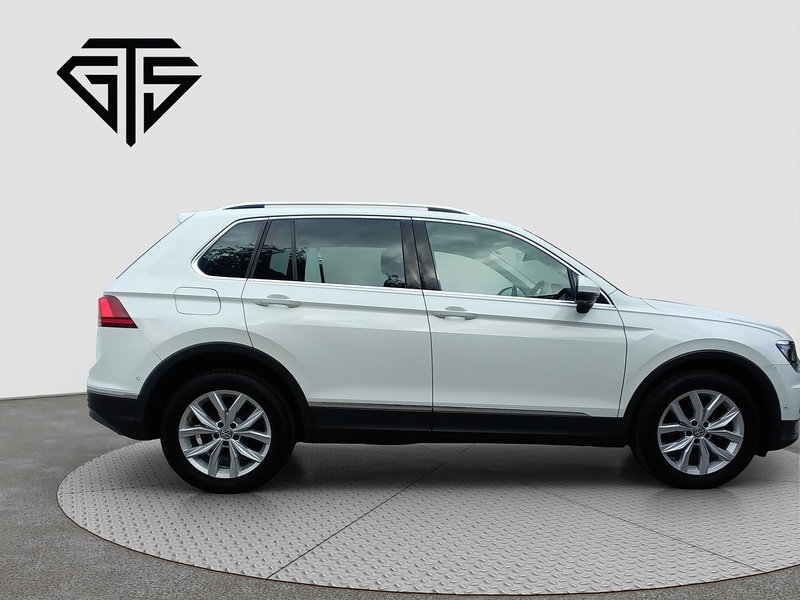 Volkswagen Tiguan TDI 4Motion HighLine 4WD - U7976