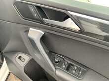 Volkswagen Tiguan TDI 4Motion HighLine 4WD - U7976