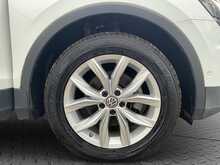 Volkswagen Tiguan TDI 4Motion HighLine 4WD - U7976