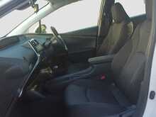 Toyota Prius S - U7978