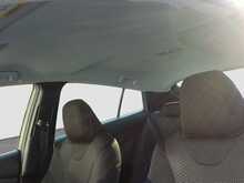 Toyota Prius S - U7978