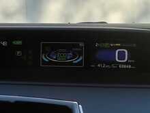 Toyota Prius S - U7978