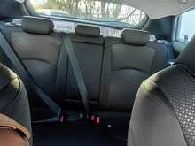 Toyota Prius S - U7978