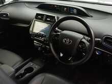 Toyota Prius S-TouringSelection - U7979
