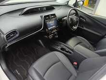 Toyota Prius S-TouringSelection - U7979