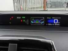 Toyota Prius S-TouringSelection - U7979