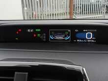 Toyota Prius S-TouringSelection - U7979