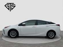 Toyota Prius S - U7980