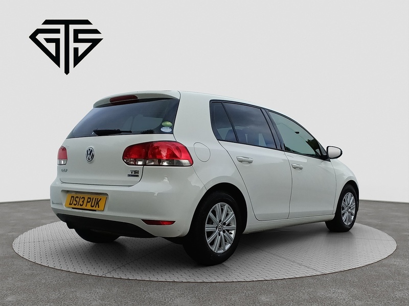 Volkswagen Golf TSI TrendLine MasterEdition BlueMotionTechnology - U7982