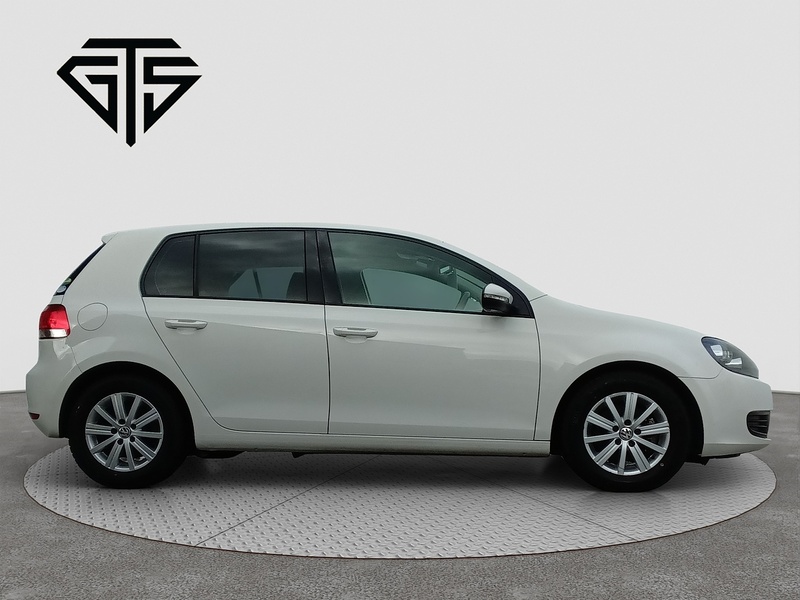 Volkswagen Golf TSI TrendLine MasterEdition BlueMotionTechnology - U7982
