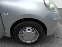 Nissan March 12S V Package - U7983