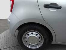 Nissan March 12S V Package - U7983
