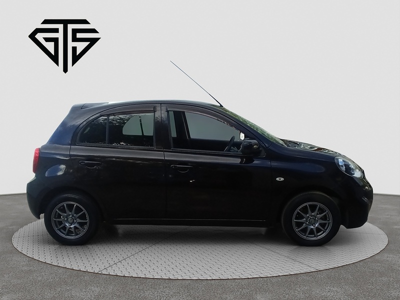 Nissan March X V-Selection - U7987