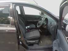 Nissan March X V-Selection - U7987