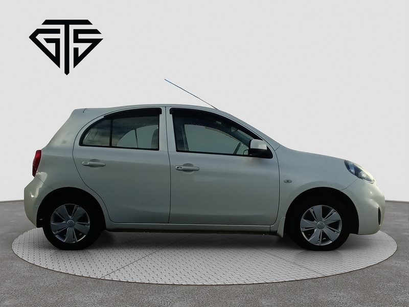 Nissan March X - U7989